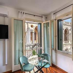 Palladiana, La Vista Di Apartment